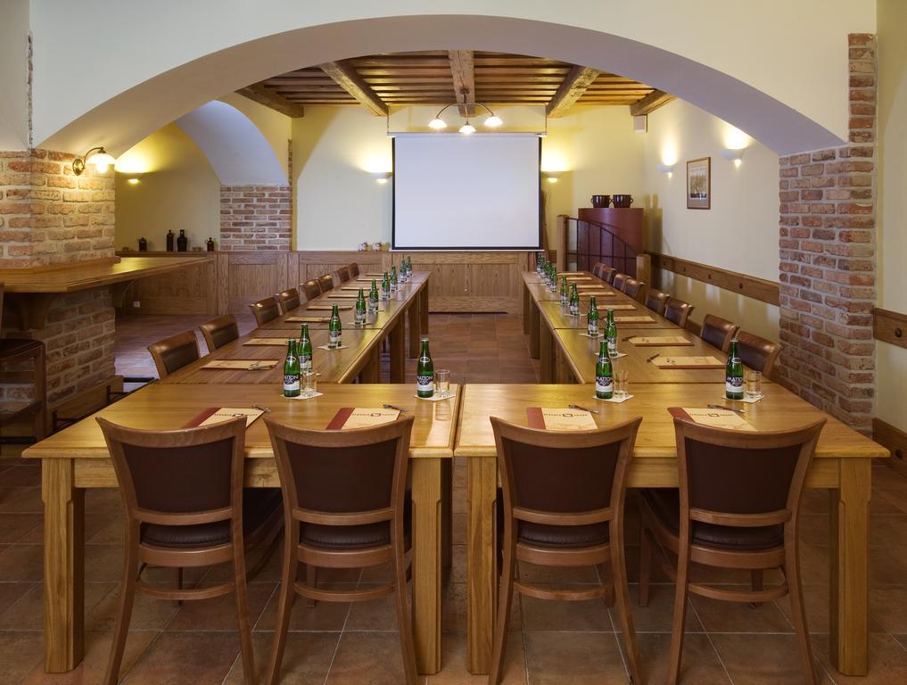 Dolce Villa Πράγα Εξωτερικό φωτογραφία