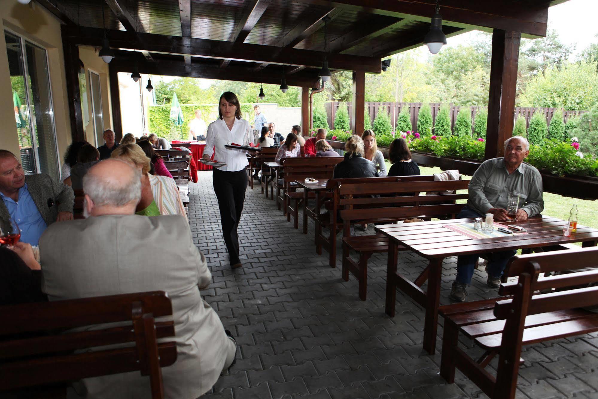 Dolce Villa Πράγα Εξωτερικό φωτογραφία